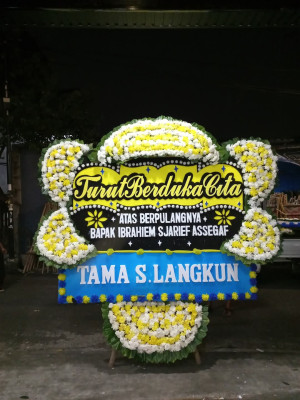 Papan Bunga Duka di Gentan